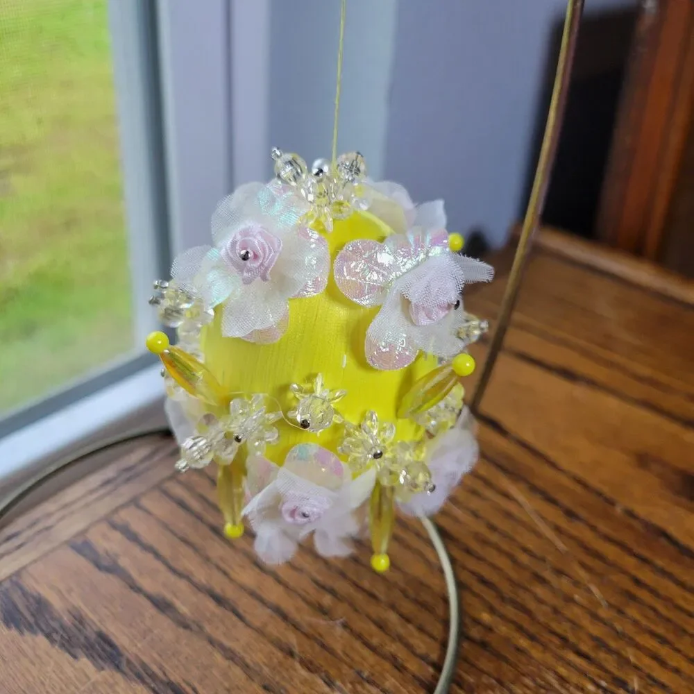Vtg Ornate Easter Egg Handmade Beaded Push Pin Satin Basket Filler Yellow Egg